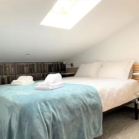 Condessa 2bdr Duplex By Lovelystay * Lisboa