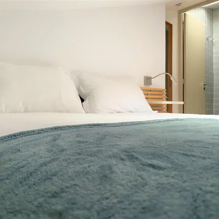 Condessa 2bdr Duplex By Lovelystay Lisboa