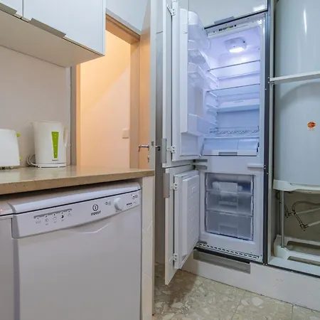 Condessa 2bdr Duplex By Lovelystay Lisbon